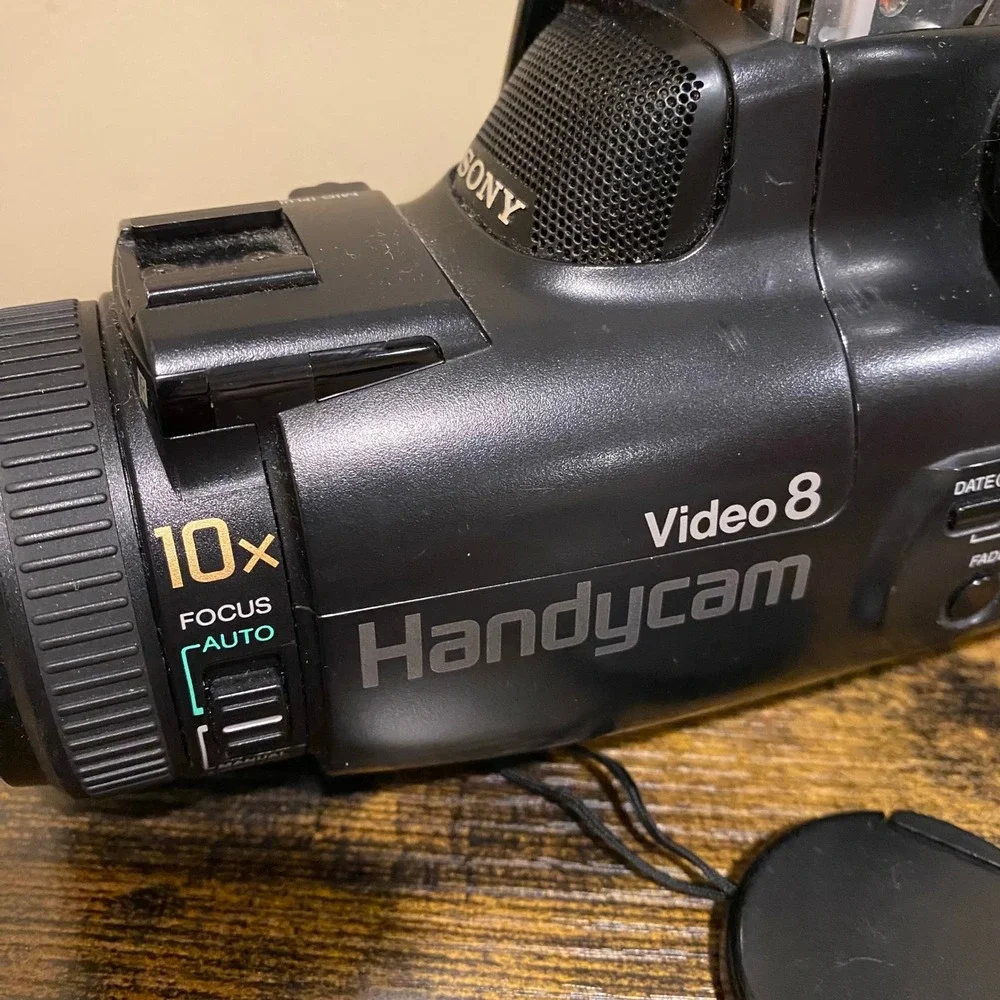 Sony Video Camera Recorder CCD FX410 Handycam Video Not tested AS IS